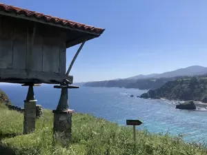 Uitzichtpunt Mirador de la Regalina in Cadavedo (Asturië) 