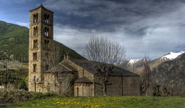 Een Romaanse kerk in de Boí vallei in Catalonië