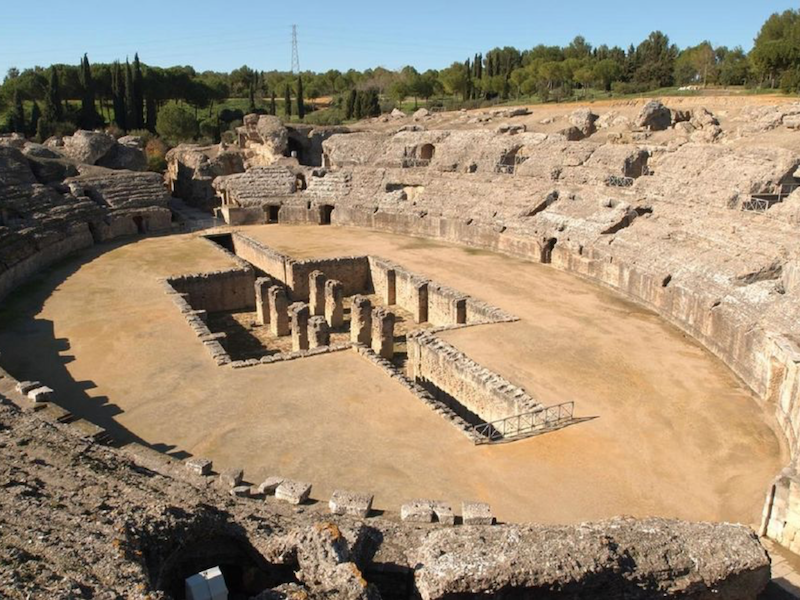Amfitheater van Romeinse stad Itálica bij Sevilla