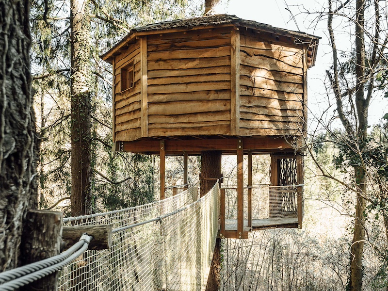 Boomhutten in Spanje bij Cabanes als Arbres (Catalonië)