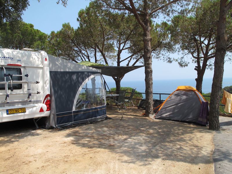 Camping Roca Grossa in badplaats Calella (Barcelona)
