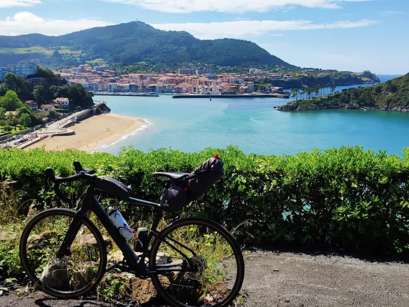 Fietsen langs de kust van Baskenland (Noord-Spanje)