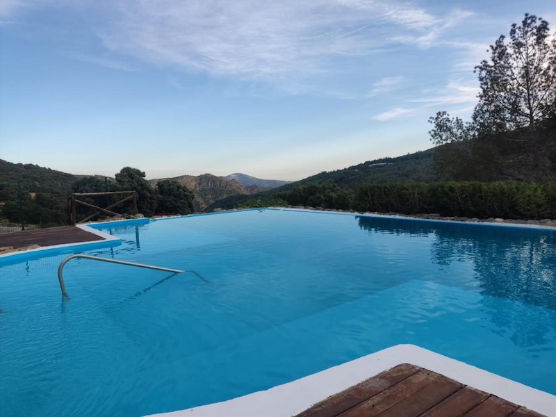 Aparthotel Nueva Alcazaba buiten Trevelez (Alpujarras, Granada)