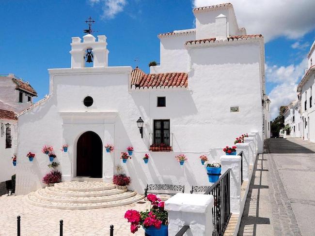 hotel-bb-casa-de-la-iglesia-mijas-pueblo-andalusie-booking-650x488.jpg