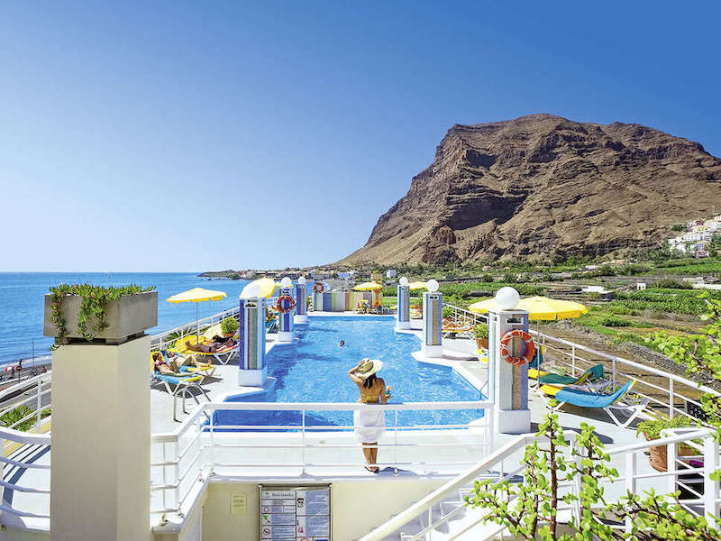 Hotel Gran Rey aan strand van Valle Gran Rey op La Gomera