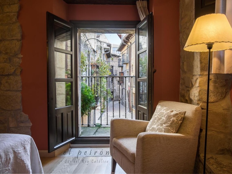 Boutique hotel El Peiron in Sos del Rey Catolico (Aragon)