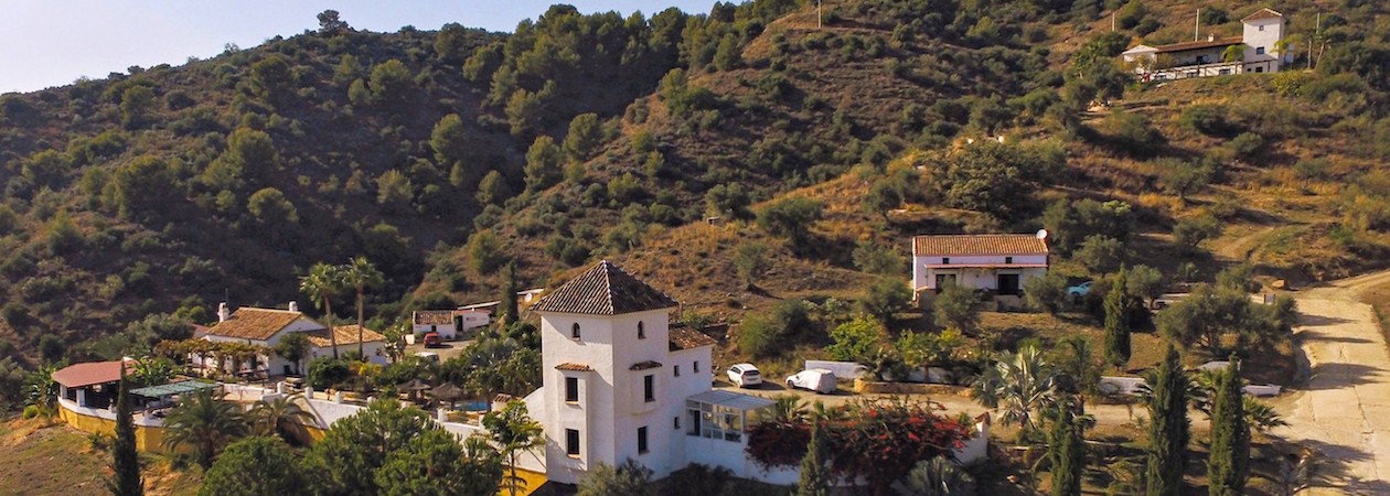 kleinschalig-vakantiepark-zuid-spanje-header-1260.jpg
