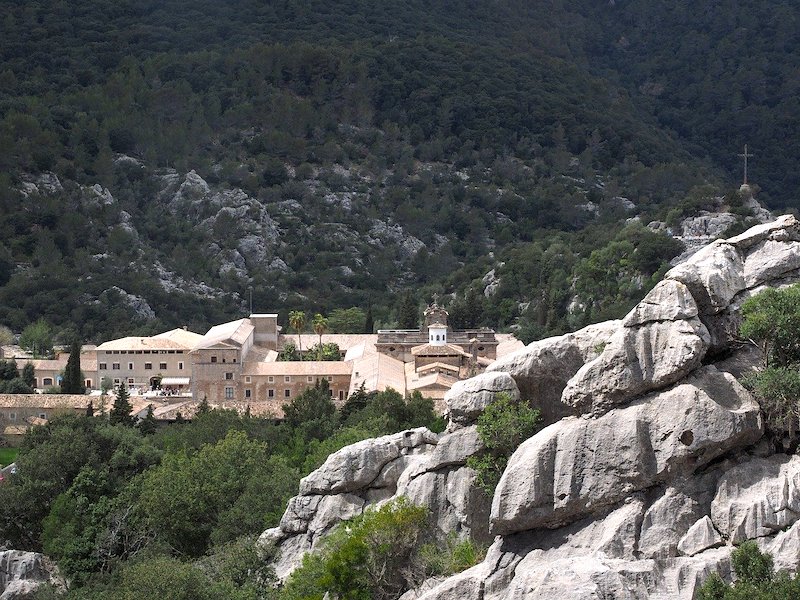 Het Lluc klooster in de Serra de Tramuntana in het westen van Mallorca