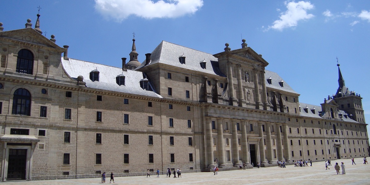 Koninklijke residentie in San Lorenzo de El Escorial (Madrid)
