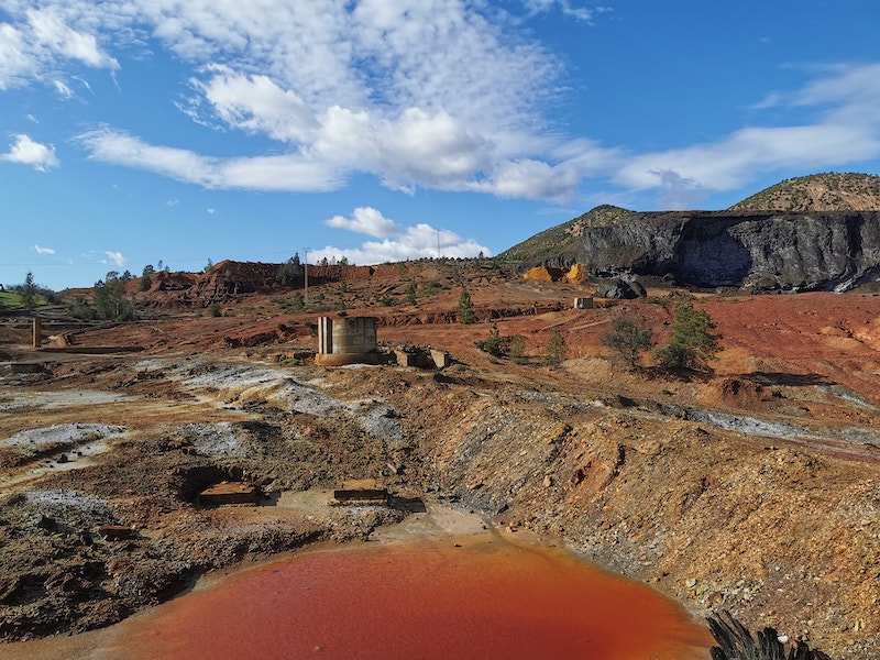 Bizar landschap in mijnbouwgebied Minas de Riotinto