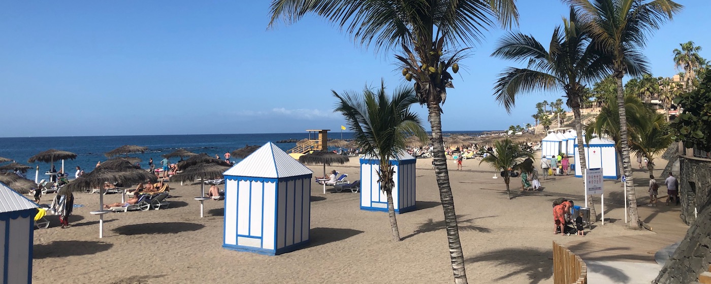 Genieten van strand en zon tijdens een zonvakantie in Spanje