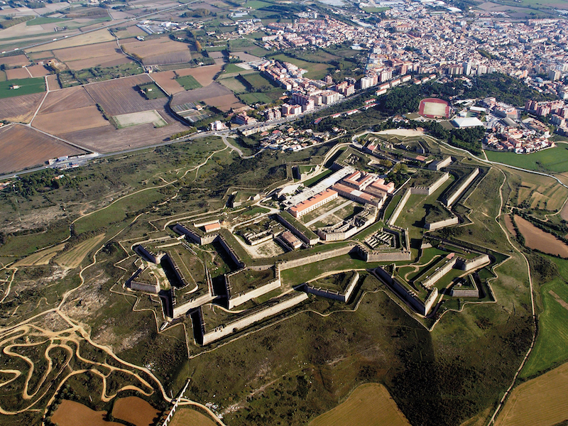 Het Sant Ferran kasteelfort bij Figueres in Oost-Spanje - Foto: Les Fortaleses Catalanes