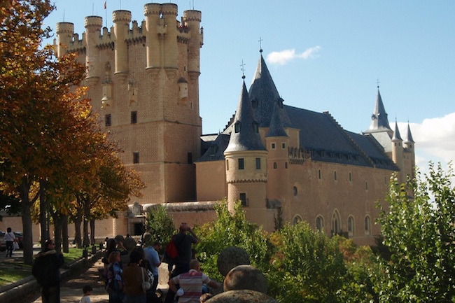Het Middeleeuwse sprookjeskasteel in Segovia (Midden Spanje)