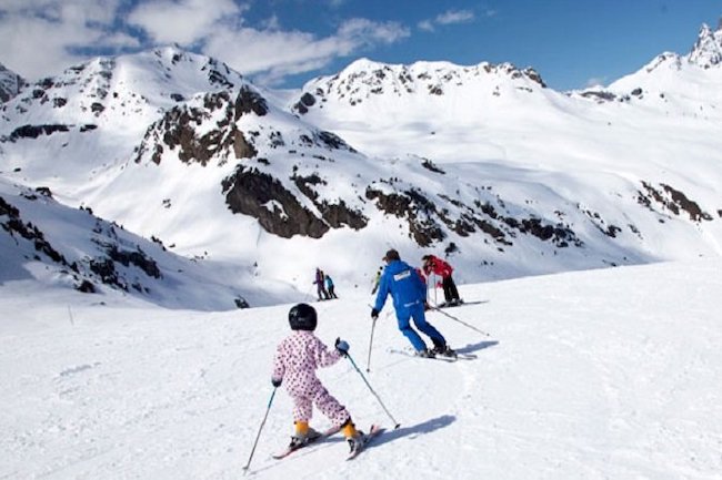 Het grote Spaanse skigebied Formigal in de Spaanse Pyreneeën