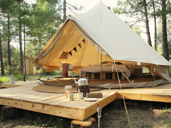 tent-toilet-Forest_Days_glamping-catalonie-650x488.jpg