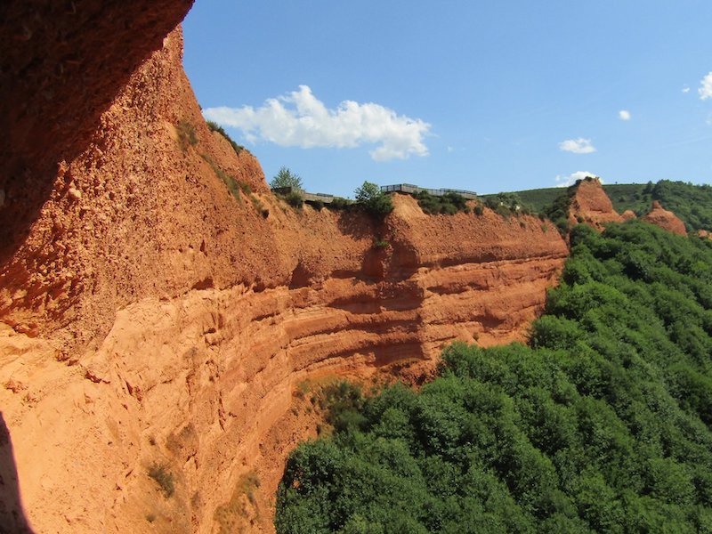 Uitzicht vanuit Galerías Orellán in Las Médulas