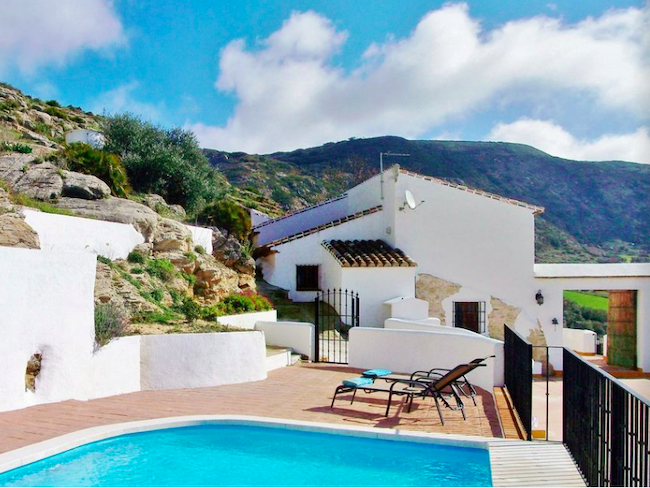 vakantiehuis met zwembad in de bergen van Malaga (Andalusië)