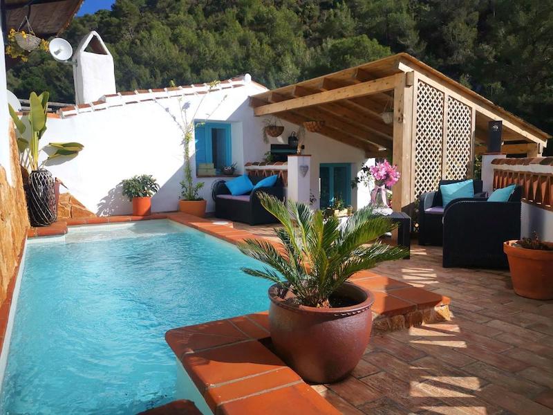 Vakantiehuis Casa la Higuera in berggehucht El Acebuchal in Andalusië