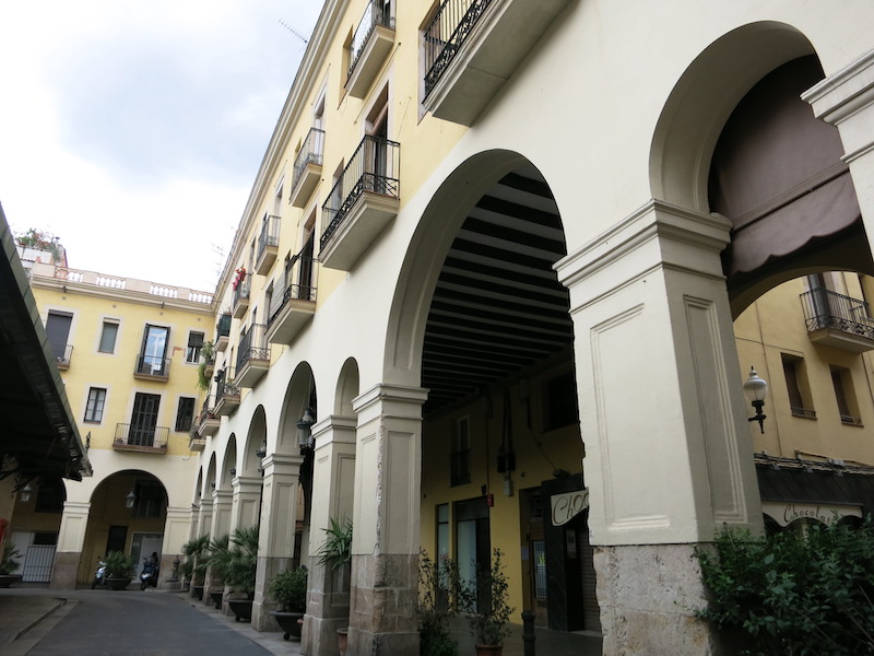 Mercadal plein in de Sant Andreu wijk in Barcelona