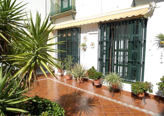 appartement-apartamento-los-olivos-jerez-booking.jpg