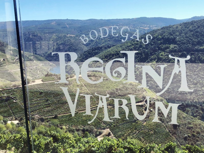Wijnhuis Bodegas Regina Viarum in de Ribeira Sacra (Galicië)