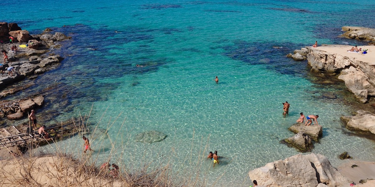 Cala des Mort op Formentera (Balearen)