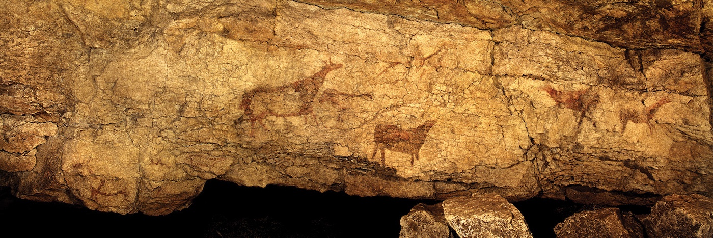 Prehistorische tekeningen in de El Pendo grot in Cantabrië - Foto: Cantur