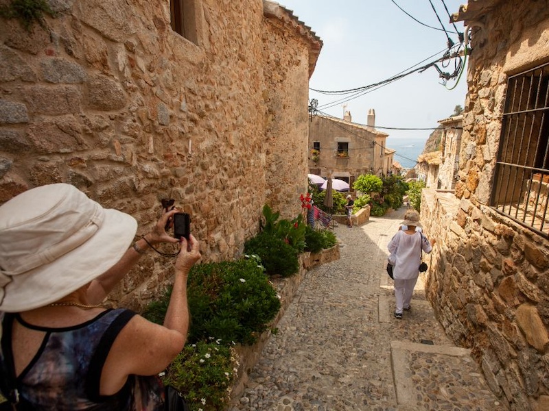 Bezoek aan pittoreske Tossa de Mar tijdens dagexcursie Costa Brava