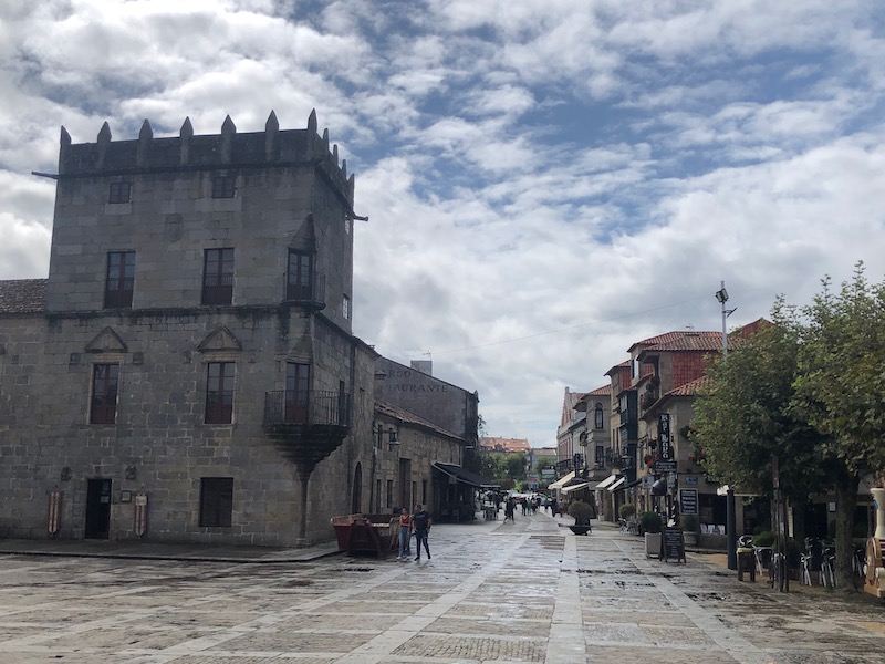 Ferfiñans paleis en Rua Real in Cambados (Rías Baixas, Galicië)
