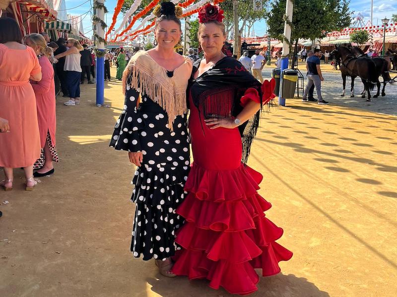 Mandy (Sevilla by Many) & Dolores (Sevilla Sights) tijdens de Feria de Abril in Sevilla