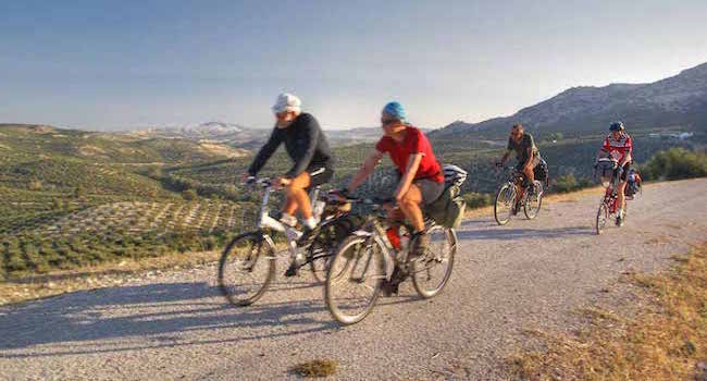 Fietsen door de olijvenwereld van Jaén