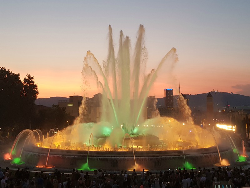 De magische fonteinenshow aan de voet van Montjuic