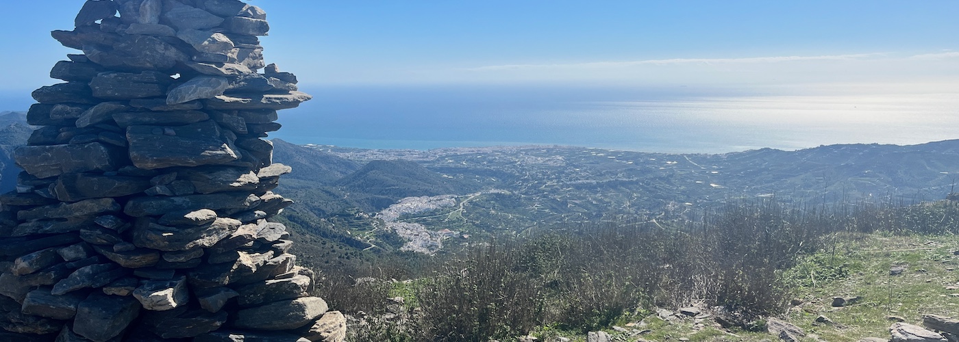 Na beklimming van El Fuerte heb je prachtig over Frigiliana