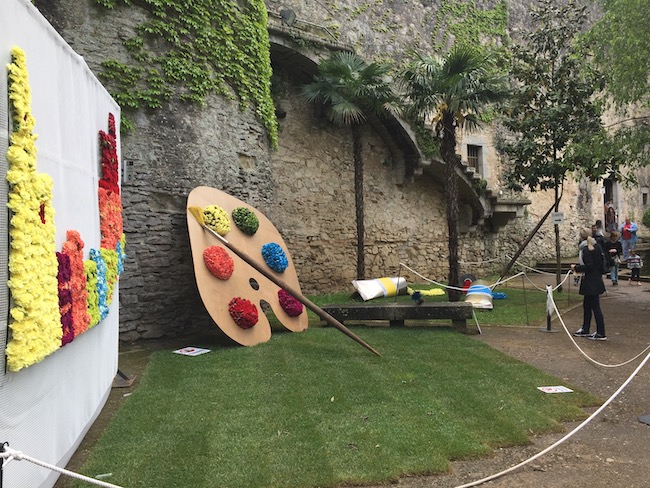 Bloemversiering Passeig Arqueológic (Girona Temps de Flors 2019)