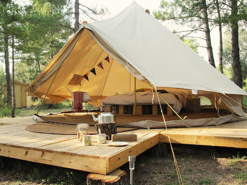 Duurzaam toerisme bij Glamping Forest Days in de Pyreneeën van Spanje