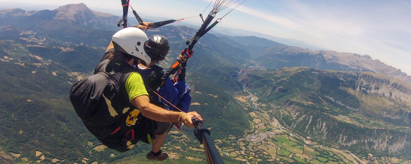 Paragliding in de Spaanse Pyreneeën met Chill Outdoor