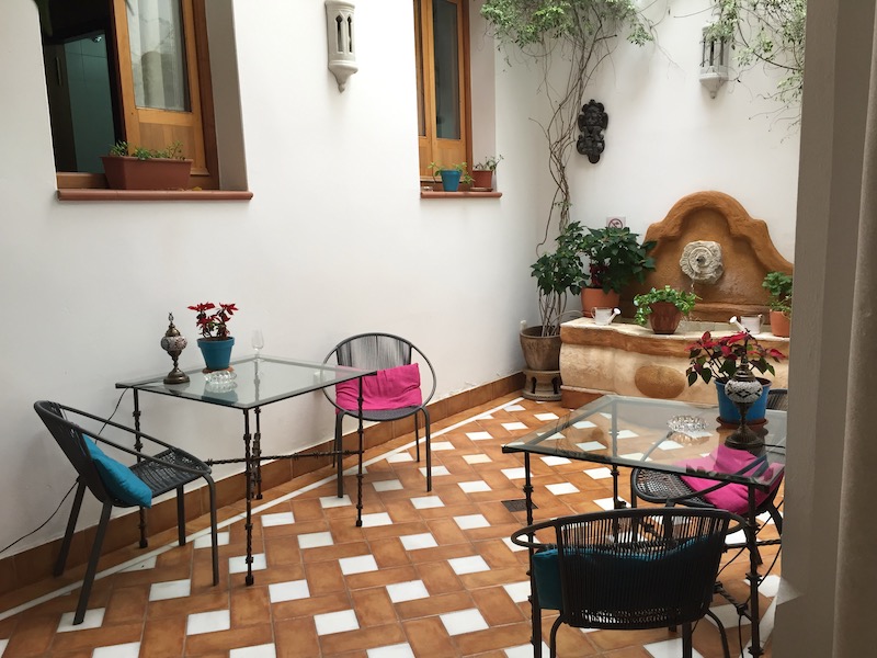 hotel_llave_de_la_juderia-patio-cordoba-800x600.jpeg