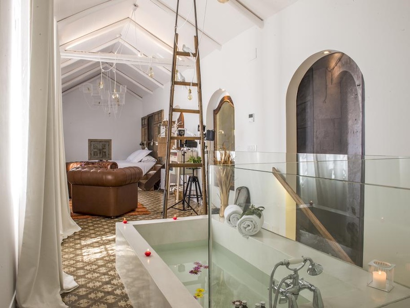 ruime luxe kamers in Boutique hotel Madinat in het centrum van Cordoba