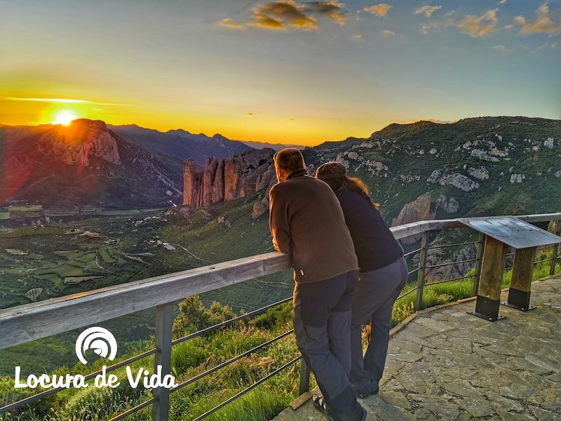 Zonsondergang bij Los Mallos de Riglos (Huesca, Aragón)