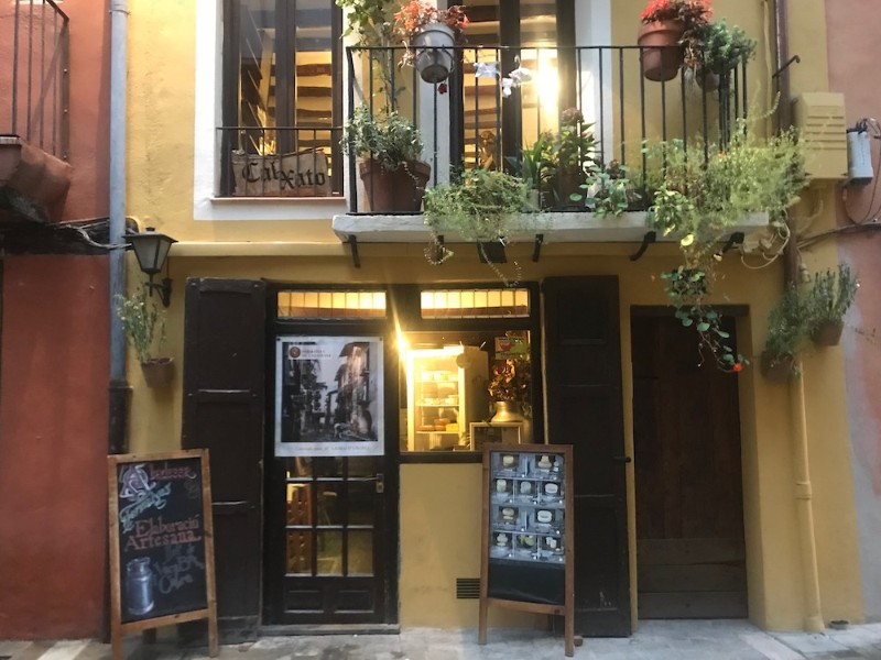 Ecologische kaasfabriek en -winkel l’Abadessa