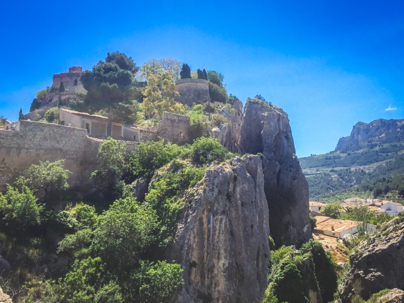 Het kasteel van Guadalest ligt op het hoogste punt in de Vallei van Guadalest