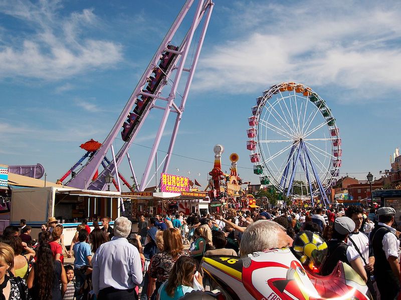 Kermis tijdens de San Isidro feesten in Madrid