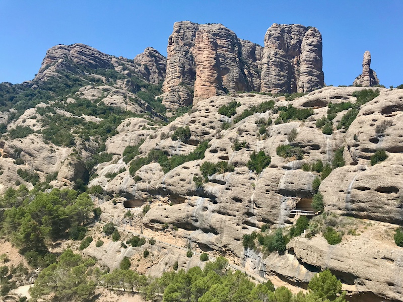 Kloof en rotsformatie in gemeente Casbas de Huesca