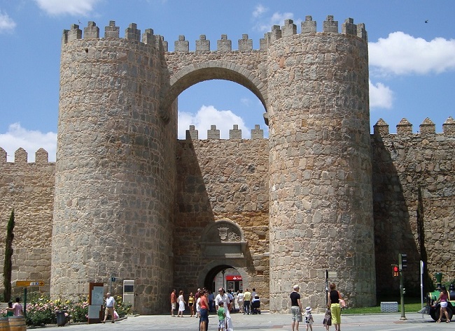 De Middeleeuwse stadsomwalling van UNESCO stad Avila