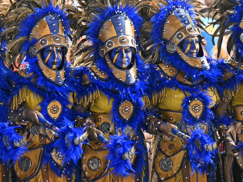 Een van de 6 Moorse troepen die Rob bij de Moros y Cristianos feesten van Elche zag