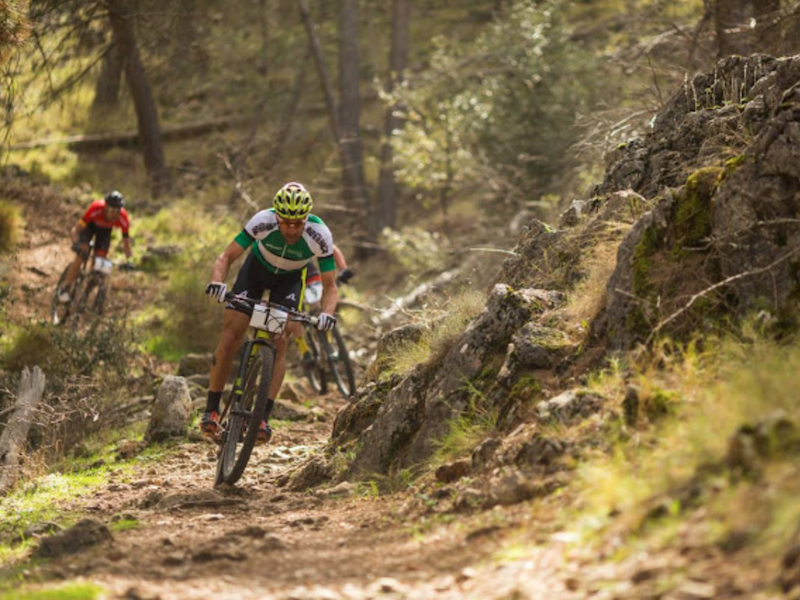 Mountainbiken in de omgeving van Finca el Moralejo