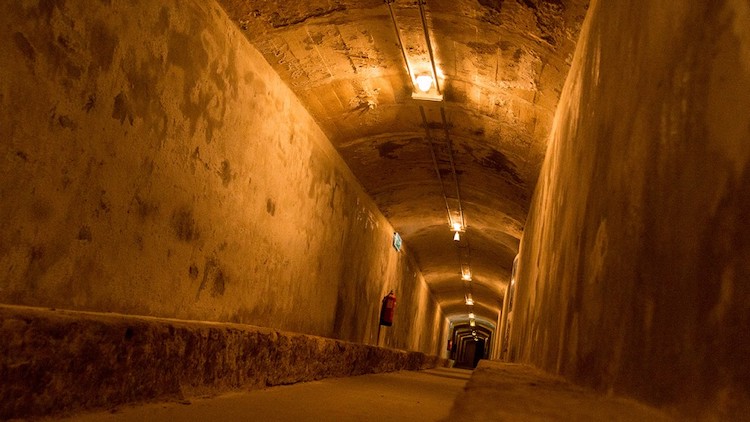 Ondergrondse schuilkelders in Almería stad - gebouwd tijdens de Spaanse Burgeroorlog (1938)