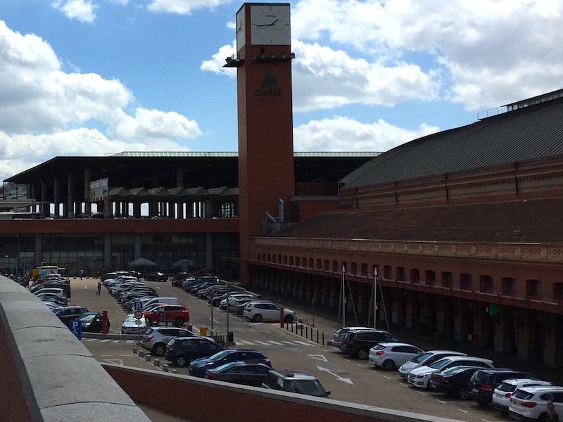Parkeren in Madrid bij treinstation Atocha