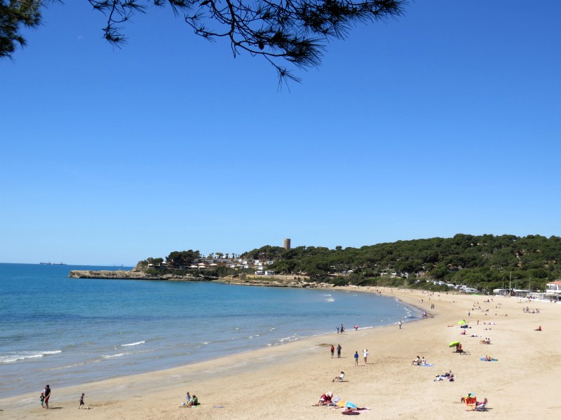 De Costa Dorada is de kust van Tarragona, de Zuidelijkste provincie van Catalonië. De naam refereert naar de gouden stranden, maar er is hier veel meer te zien.