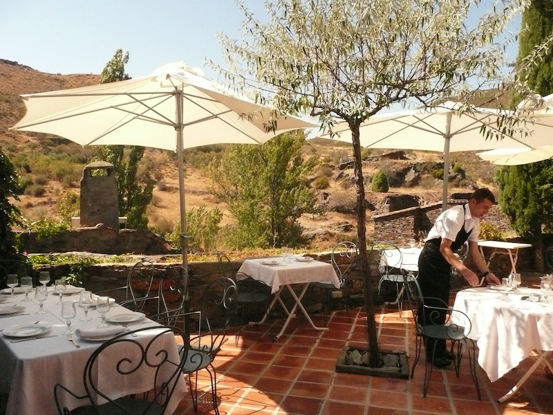 Een van de restaurants in Patones de Arriba